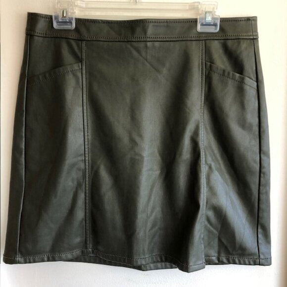 LOFT Faux Leather Olive Green Mini Shift Pocket Skirt 10 - Picture 3 of 17